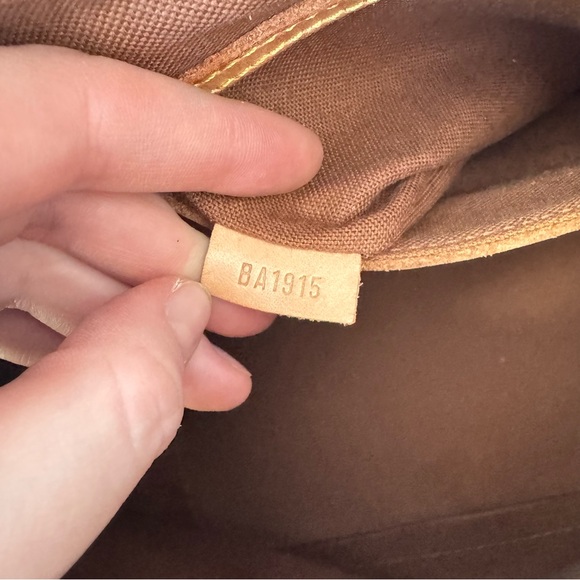 ✅AUTHENTIC✅LOUIS VUITTON ALMA PM+LOCK - Picture 14 of 16